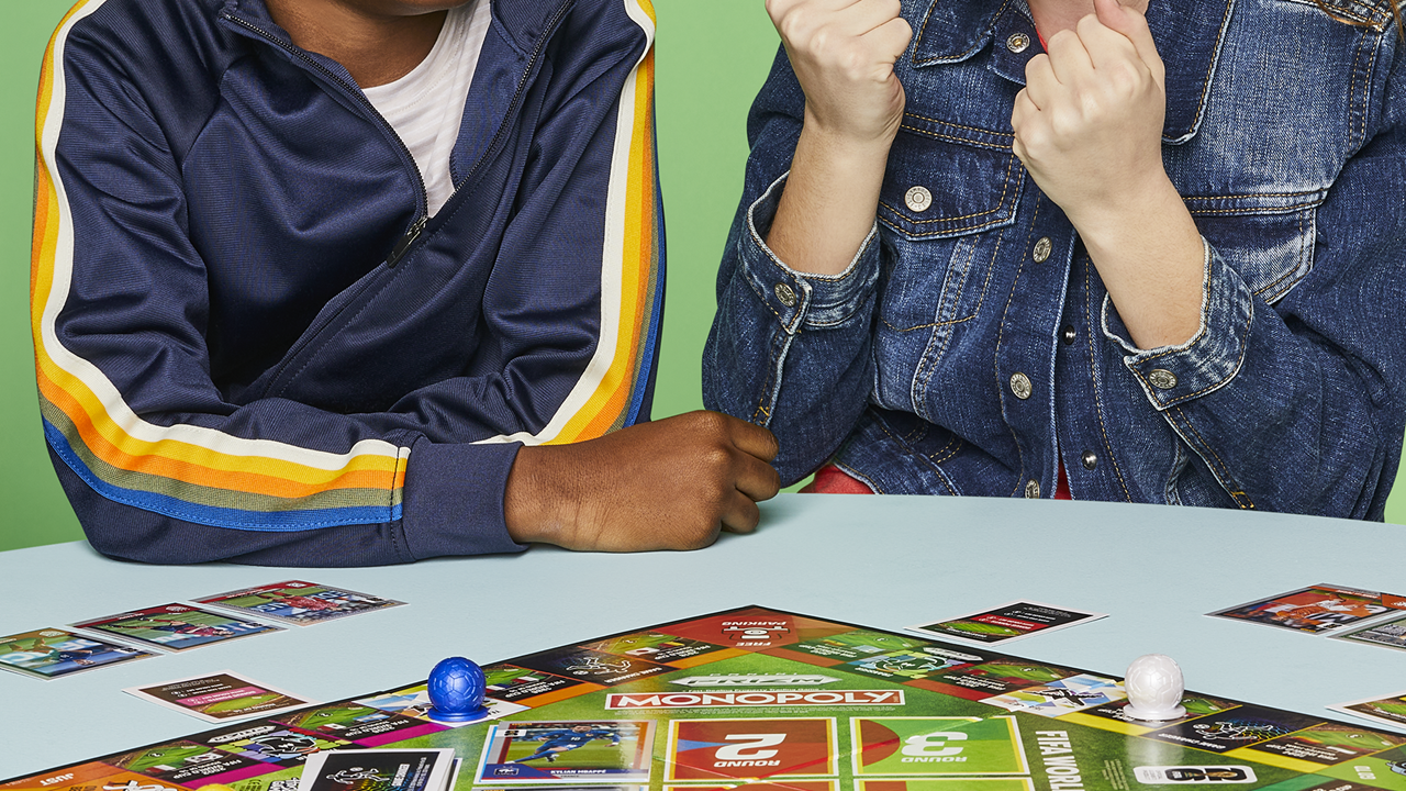 Hasbro Games FIFA World Cup